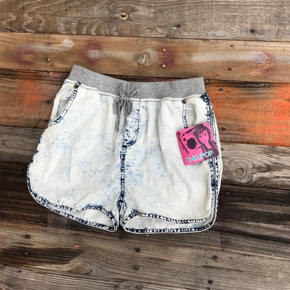 Brand new acid wash summer shorts girls 14/16 - Picture 1 of 4
